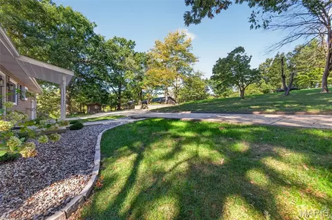 Exterior - 507 Charlotte Pl, O'fallon, MO 63366 photo 5 of 15
