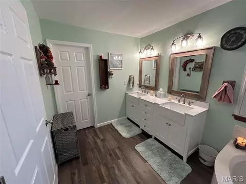 Bath - 4 Tinsmith Ct, O'fallon, MO 63366 photo 7 of 8