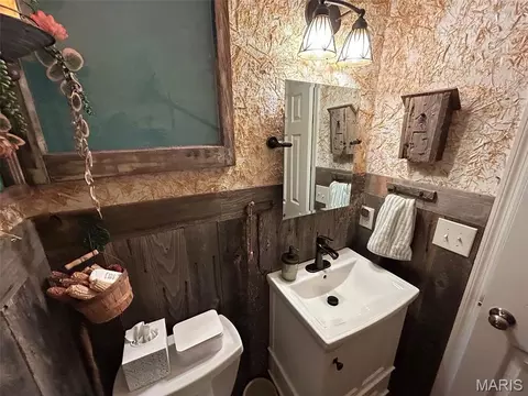 Bath - 4 Tinsmith Ct, O'fallon, MO 63366 photo 3 of 8