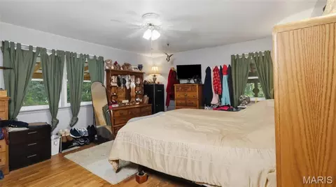 Bedroom - 1804 Bluebird Rd, Cabool, MO 65689 photo 2 of 6