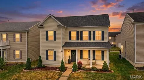 1008 Glengarry Dr, Wentzville, MO 63385