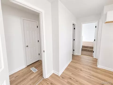 Entry Way - 519 N Section St, Hannibal, MO 63401 photo 2 of 2