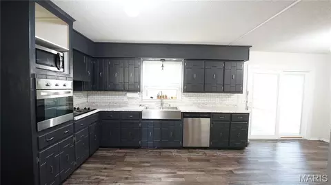 Kitchen - 808 State Highway Af, Dexter, MO 63841 photo 1 of 3