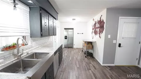 Kitchen - 808 State Highway Af, Dexter, MO 63841 photo 2 of 3