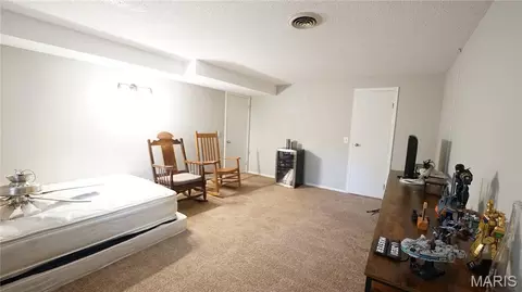 Bedroom - 808 State Highway Af, Dexter, MO 63841 photo 2 of 2