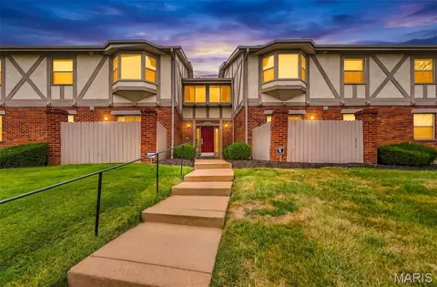 1445 Willow Brook Cv #9, Saint Louis, MO 63146