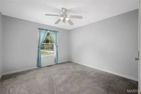 Bedroom - 28796 N Oak Dr, Wright City, MO 63390 photo 3 of 7