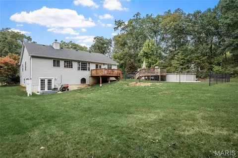 Exterior - 28796 N Oak Dr, Wright City, MO 63390 photo 8 of 11