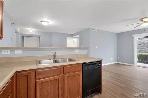 Kitchen - 9102 Spring Creek Ln, O'fallon, MO 63368 photo 2 of 3