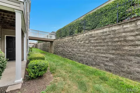 Exterior - 9102 Spring Creek Ln, O'fallon, MO 63368 photo 7 of 10