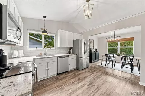 Kitchen - 6 S Perry Cir, O'fallon, MO 63366 photo 1 of 3