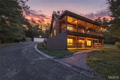7220 Summit Smt, Cedar Hill, MO 63016
