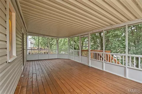 Exterior - 12 Lamplighter Ln, O'fallon, MO 63368 photo 3 of 9