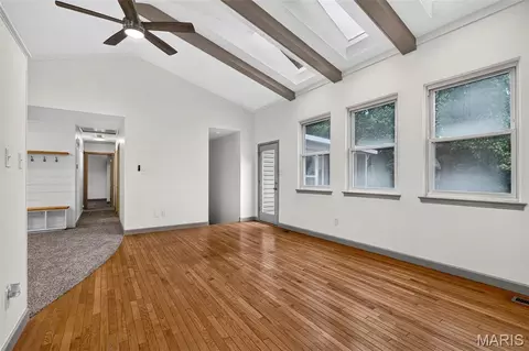 Living - 12 Lamplighter Ln, O'fallon, MO 63368 photo 5 of 6