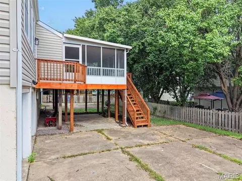 Exterior - 12 Lamplighter Ln, O'fallon, MO 63368 photo 7 of 9