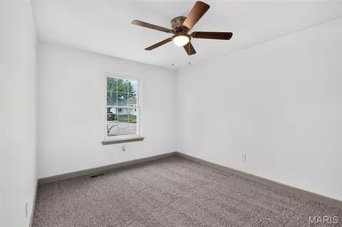 Bedroom - 12 Lamplighter Ln, O'fallon, MO 63368 photo 3 of 5