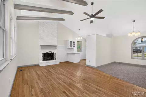 Living - 12 Lamplighter Ln, O'fallon, MO 63368 photo 4 of 6