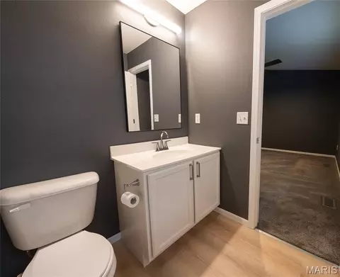Bath - 3858 Birch Dr, Imperial, MO 63052 photo 1 of 6