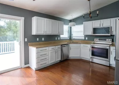 Kitchen - 3858 Birch Dr, Imperial, MO 63052 photo 3 of 3