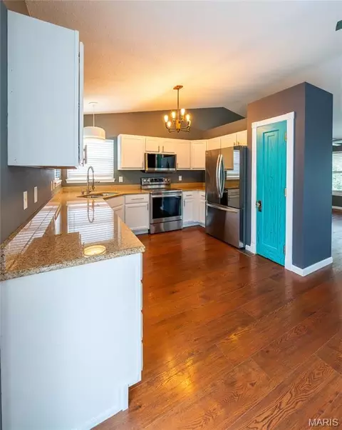 Kitchen - 3858 Birch Dr, Imperial, MO 63052 photo 1 of 3