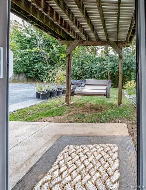 Exterior - 3858 Birch Dr, Imperial, MO 63052 photo 7 of 9