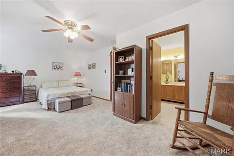 Bedroom - 550 Spring Glen Dr, Ballwin, MO 63021 photo 3 of 3