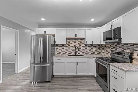 10452 Count Dr, Saint Louis, MO 63136