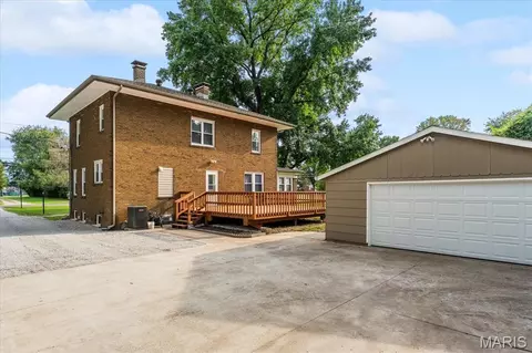 Other - 129 Orchard Dr, Belleville, IL 62221 photo 1 of 12