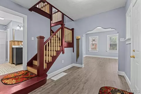 Entry Way - 129 Orchard Dr, Belleville, IL 62221 photo 3 of 5