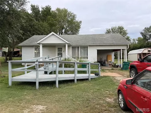 1229 E Karsch Blvd, Farmington, MO 63640