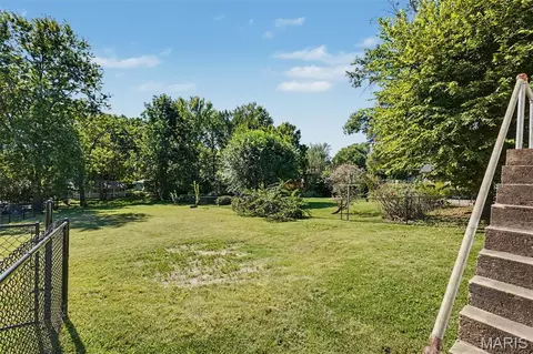 Exterior - 406 W Springfield Ave, Union, MO 63084 photo 5 of 11