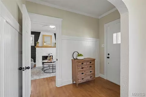 Entry Way - 406 W Springfield Ave, Union, MO 63084 photo 1 of 1