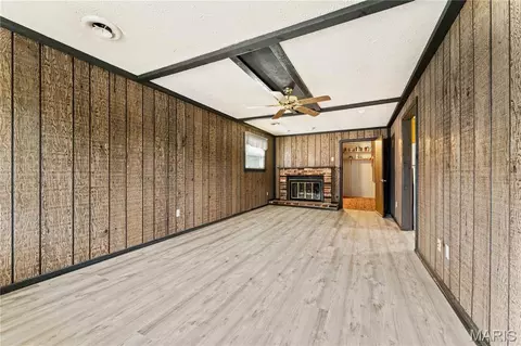Living - 833 Weedel Dr, Arnold, MO 63010 photo 8 of 10