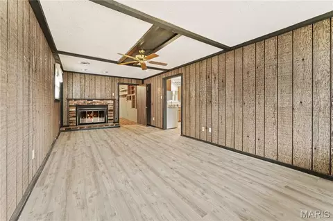 Living - 833 Weedel Dr, Arnold, MO 63010 photo 6 of 10