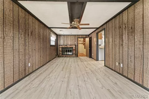 Living - 833 Weedel Dr, Arnold, MO 63010 photo 9 of 10