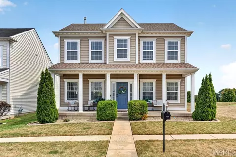 1002 Glengarry Dr, Wentzville, MO 63385