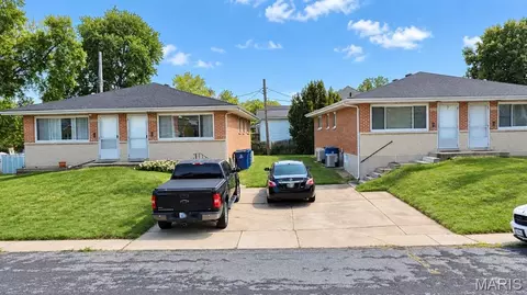 8206-8214 Steffen Ave, Affton, MO 63123