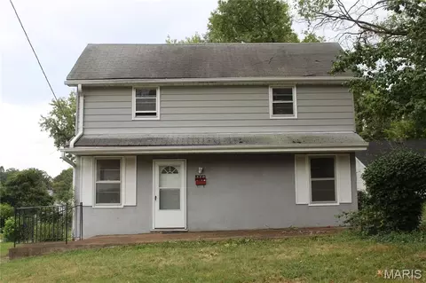 550 Holland Ave, Webster Groves, MO 63119