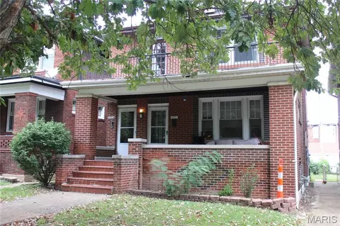 4971 Tholozan Ave, Saint Louis, MO 63109