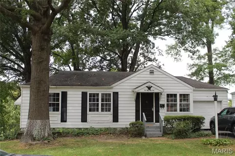 10331 Ewell Dr, Riverview, MO 63137