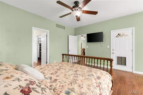 Bedroom - 910 Oak Pass Ln, Sullivan, MO 63080 photo 2 of 5