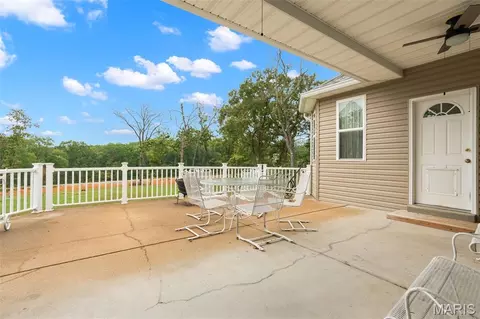 Exterior - 910 Oak Pass Ln, Sullivan, MO 63080 photo 8 of 9