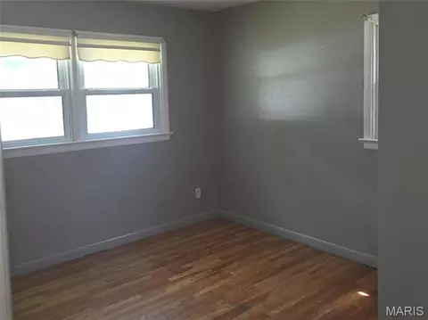 Bedroom - 62 Bayview Ct, Ferguson, MO 63135 photo 2 of 3