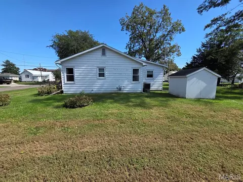 Exterior - 407 Madison St, Canton, MO 63435 photo 1 of 5