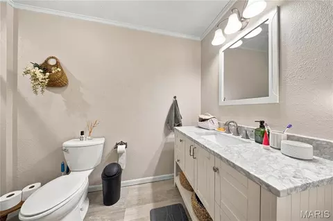 Bath - 1 Timber Ln, Salem, MO 65560 photo 2 of 3