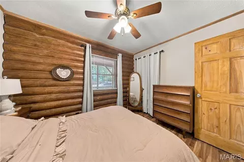 Bedroom - 1 Timber Ln, Salem, MO 65560 photo 2 of 4