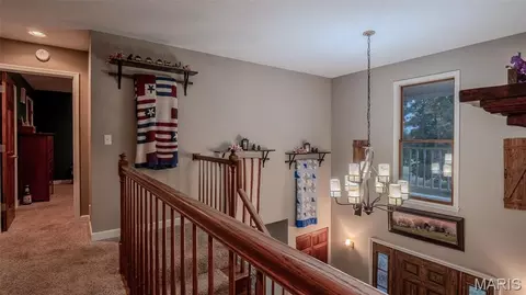 Entry Way - 1231 Brown Ln, Saint Clair, MO 63077 photo 5 of 7
