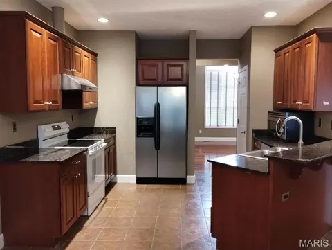 Kitchen - 300 Sooter Ln, Rolla, MO 65401 photo 1 of 1