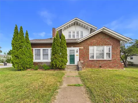 828 W Saint Joseph St, Perryville, MO 63775