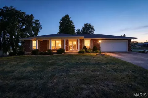 78 Oakwood Dr, Sainte Genevieve, MO 63670